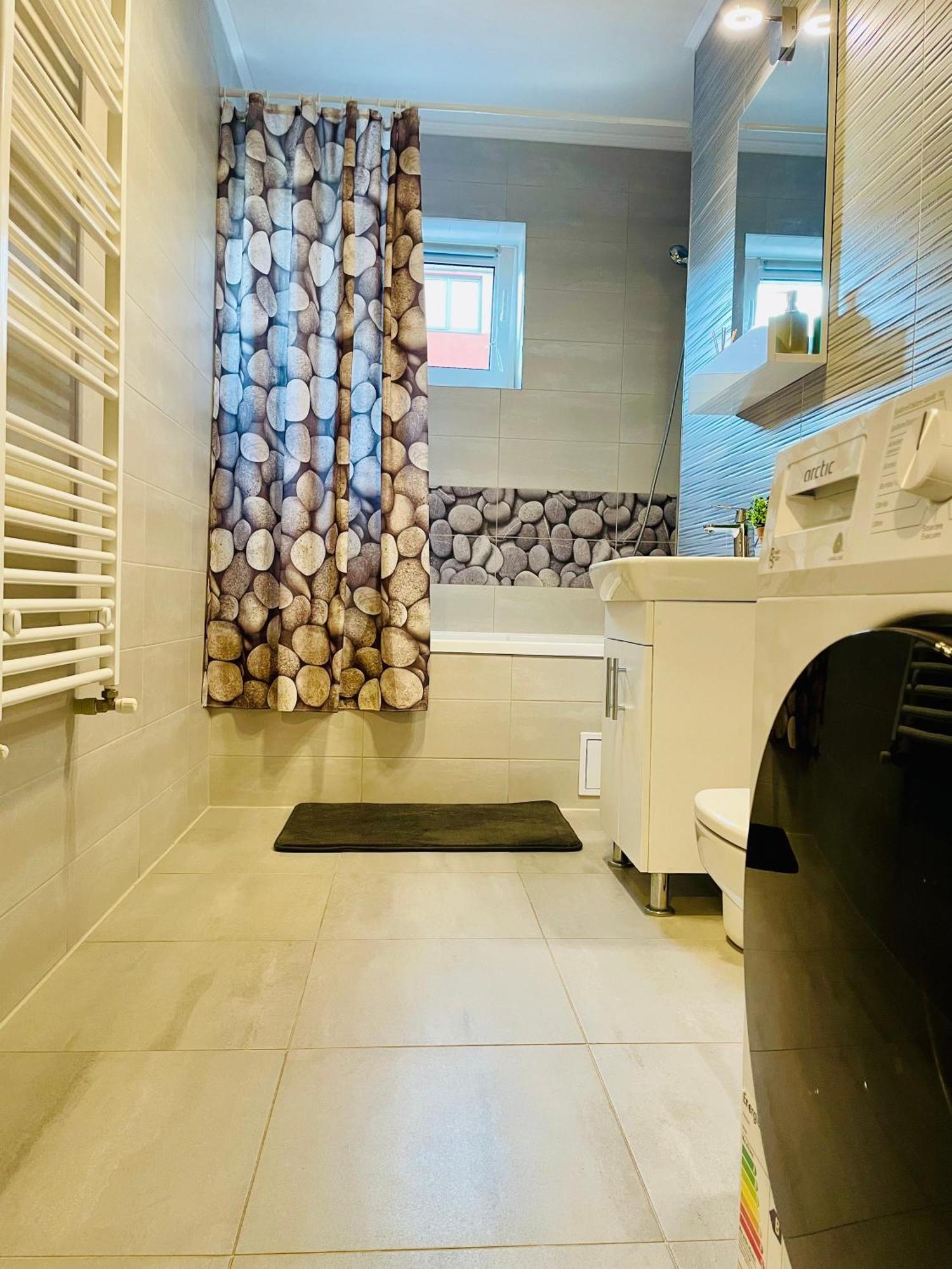 Appartamento Montsee Braşov Esterno foto