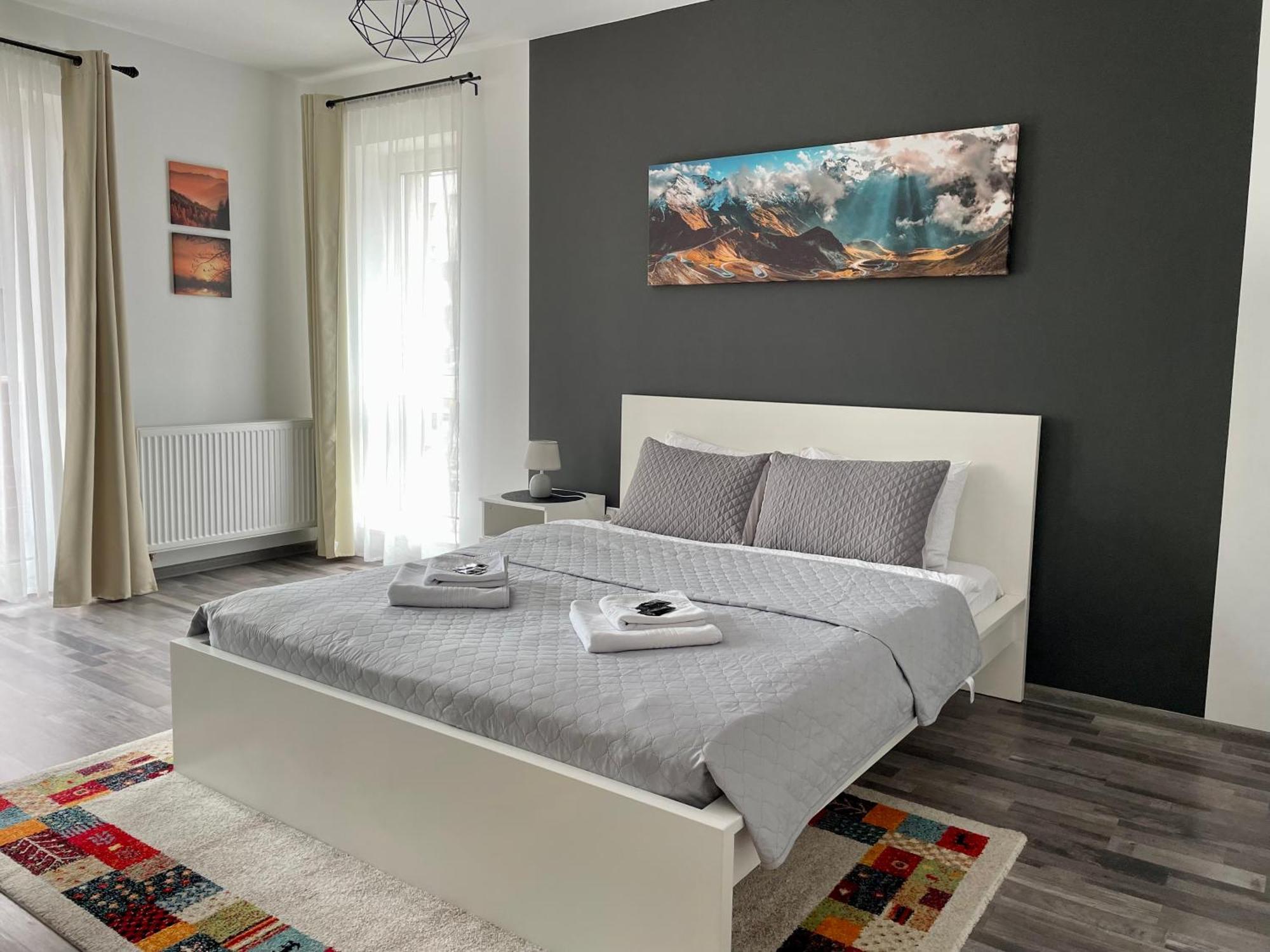 Appartamento Montsee Braşov Esterno foto